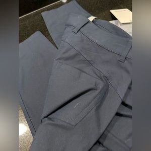 Lululemon navy size 6 pants